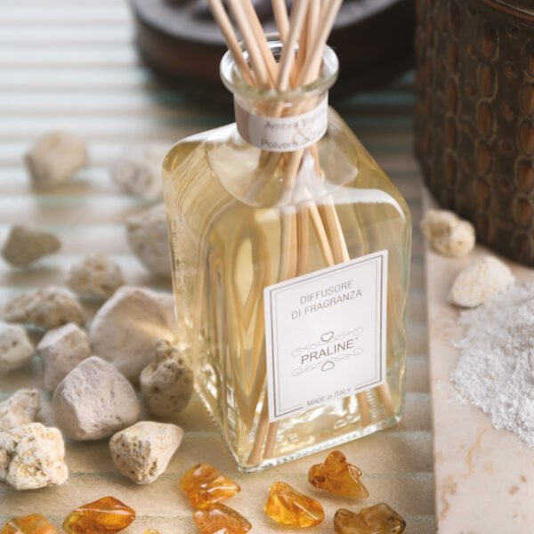Diffusore di Fragranza Ambra Baltica & Polvere di Talco - PRALINE